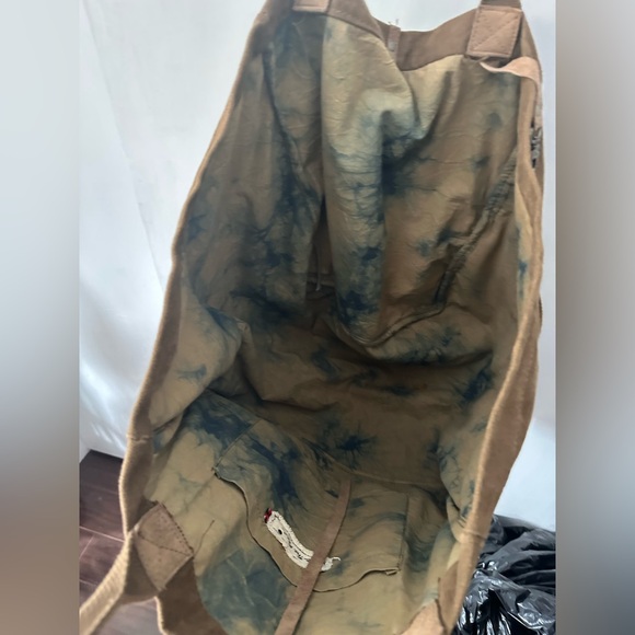 We The Free People XL Canvas Tote Brown Outer Pockets - EUC - Picture 3 of 4